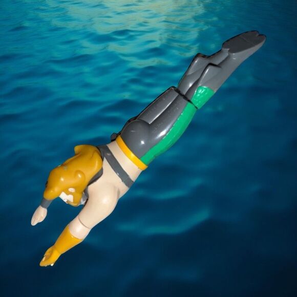 Vintage 1999 Jack In the Box KIDS MEAL AQUA MAN DC Super Hero Wind Up Figure B4 - Picture 3 of 4